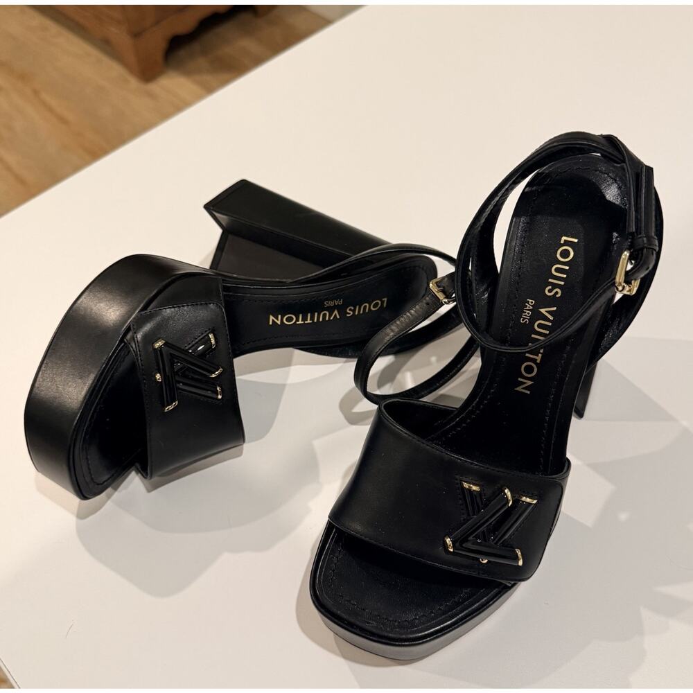 Louis Vuitton Black Leather LV logo embellished Shake Platform sandals EU 38 - Picture 8 of 16